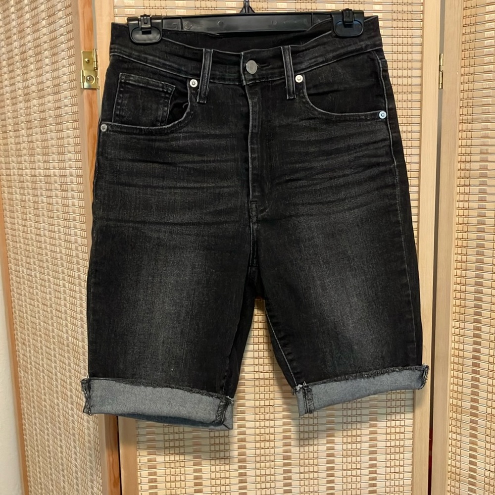 Levi’s Raw Edge Shorts